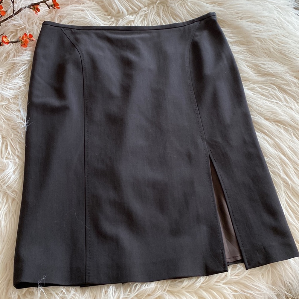 ARMANI Collezloni knee length skit